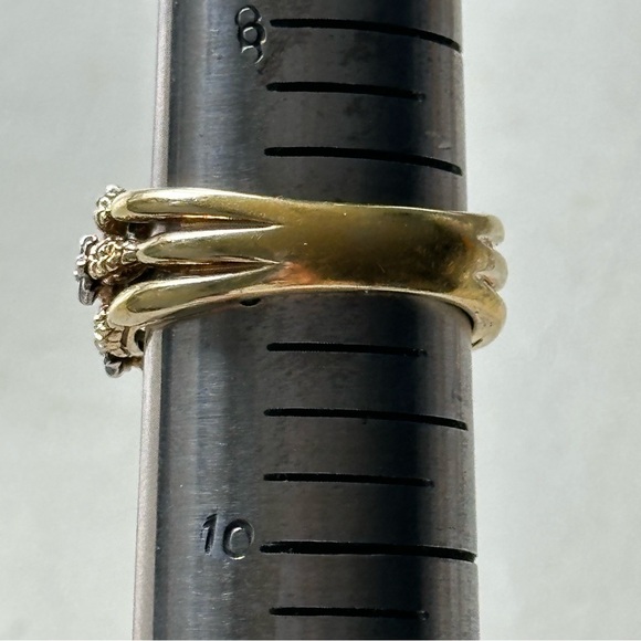 Gold and Silver Floral Ring - Picture 6 of 6